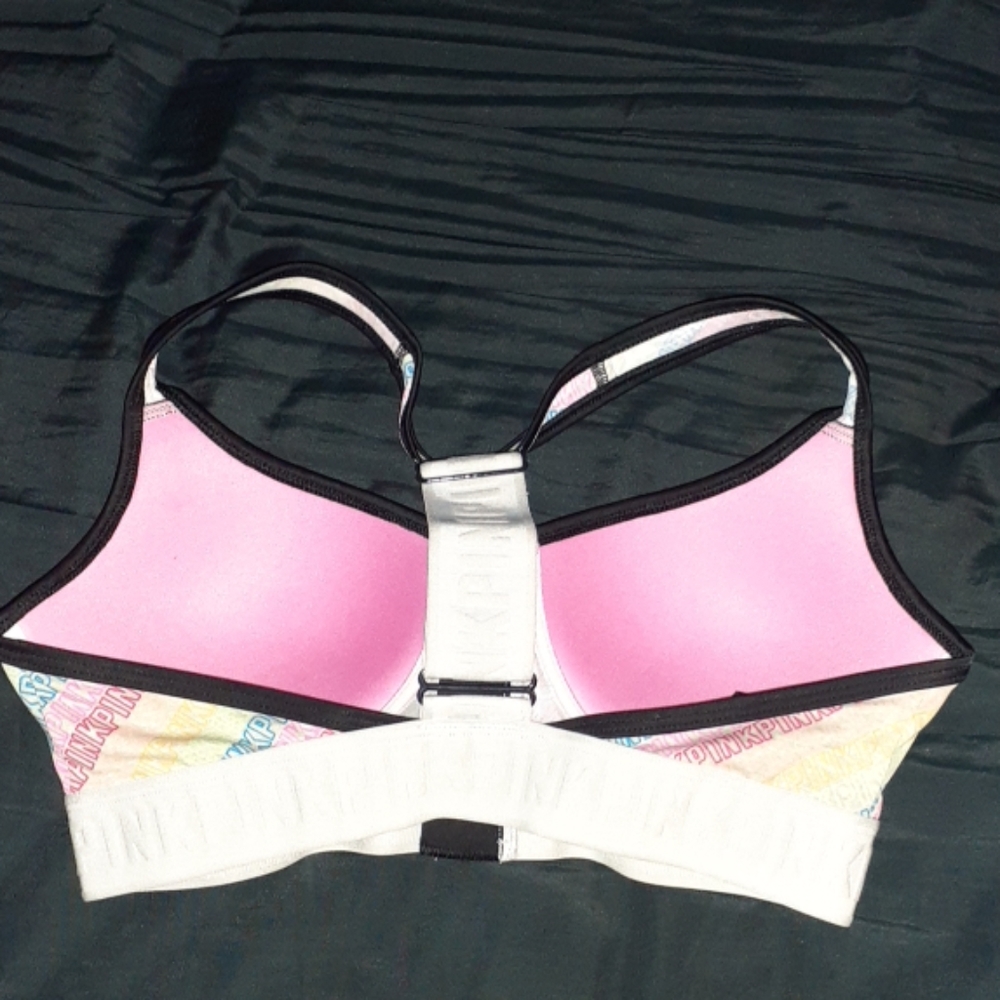 Pink bra - Picture 2 of 2